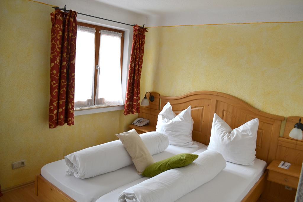 Gasthof Berghupferl Hotel Oberaudorf Kamer foto